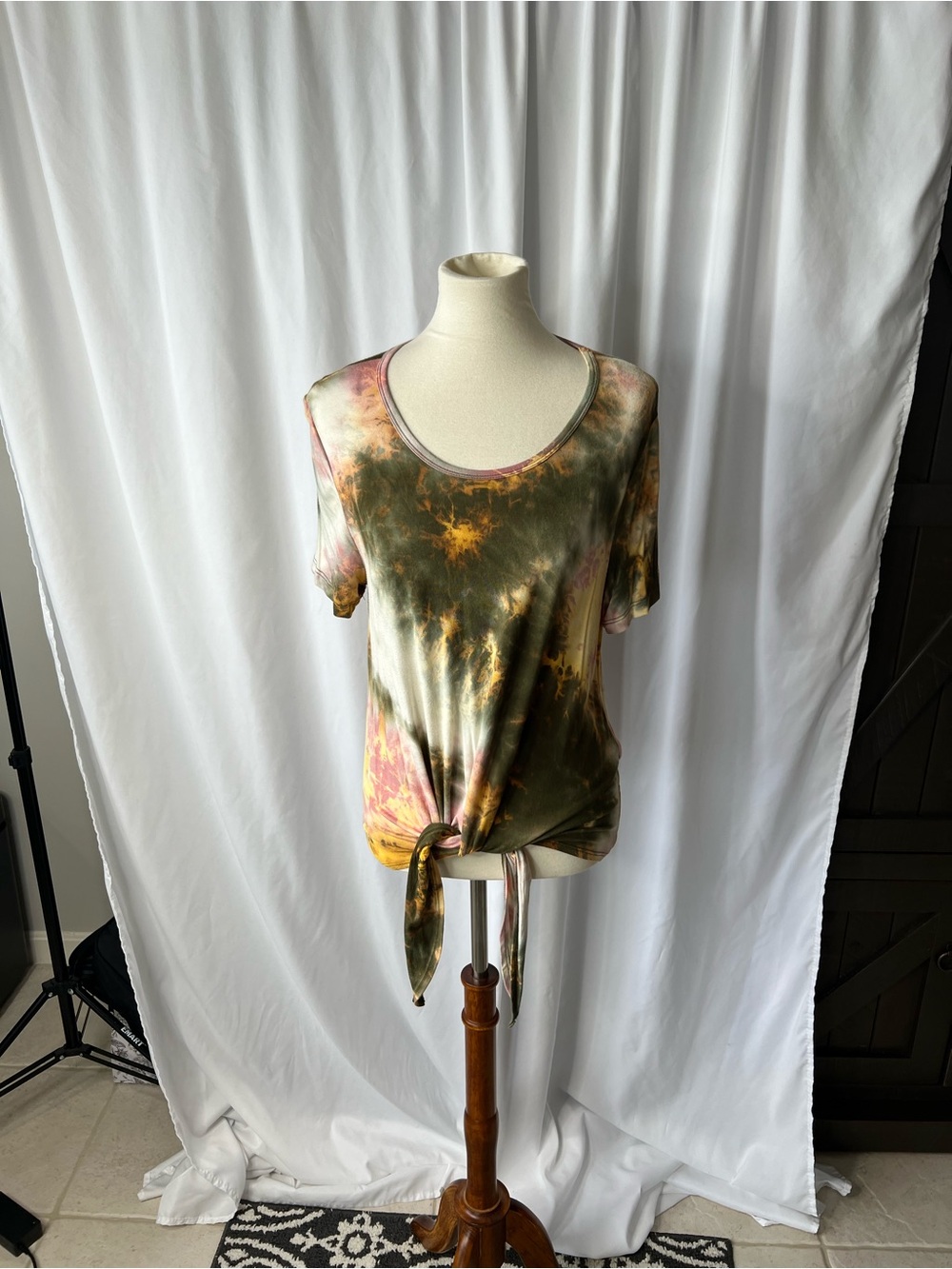 Karen Kane Tie Front Tie-Dye Top | Size Large